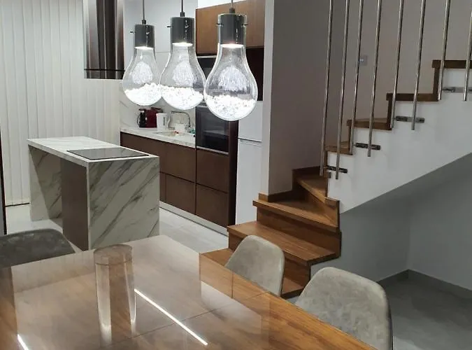 Melanos Fully Renovated Townhouse With Private Pool * Πάφος