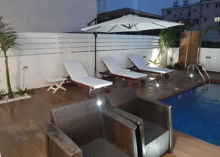 Melanos Fully Renovated Townhouse With Private Pool * Πάφος
