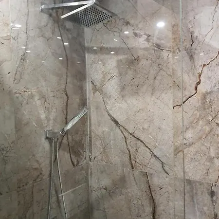 דירה Melanos Fully Renovated Townhouse With Private Pool