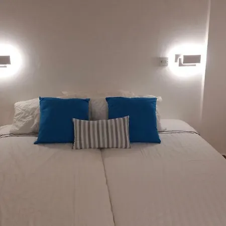 דירה Melanos Fully Renovated Townhouse With Private Pool *