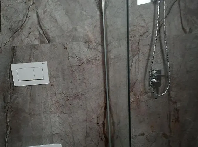 Melanos Fully Renovated Townhouse With Private Pool アパート