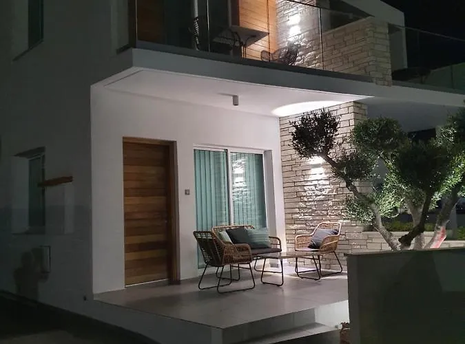 Apartmán Melanos Fully Renovated Townhouse With Private Pool Paphos