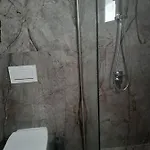 Melanos Fully Renovated Townhouse With Private Pool Apartment