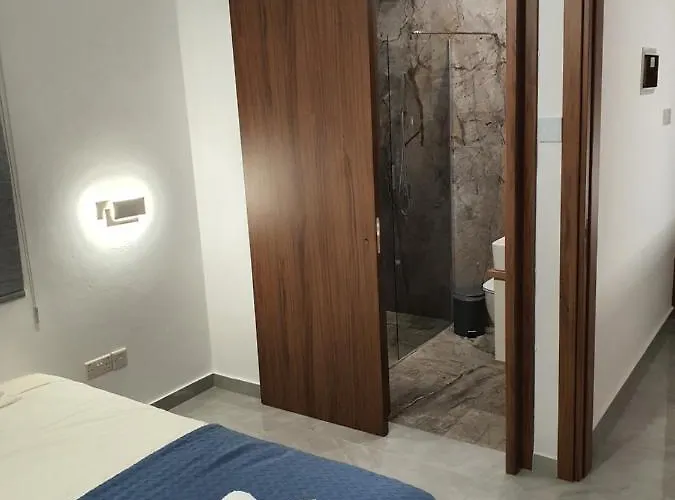 Melanos Fully Renovated Townhouse With Private Pool Lejlighed